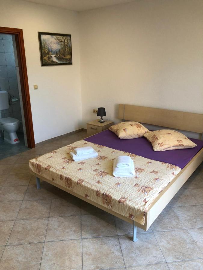 Miro Apartmani Razanac Exterior photo