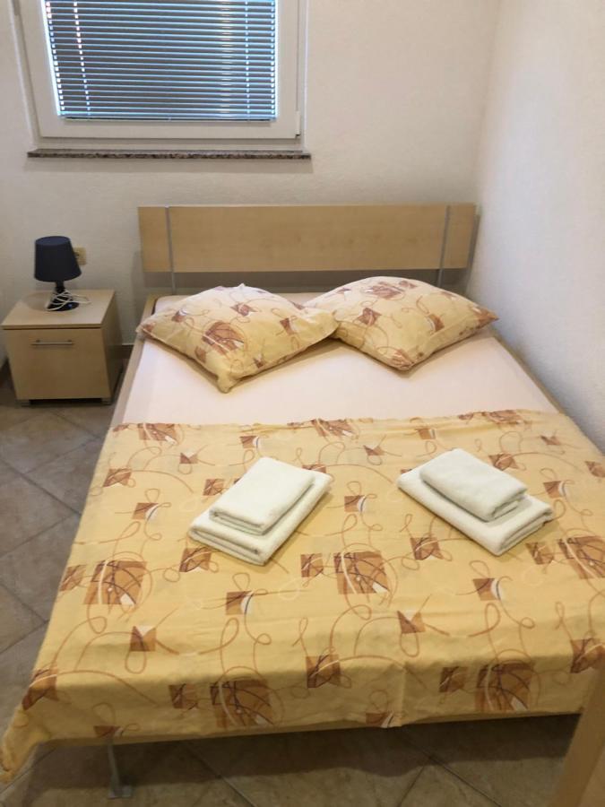 Miro Apartmani Razanac Exterior photo